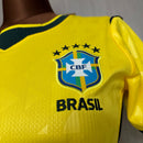 Camisa Feminina Seleção Brasil 26/27 Nike - Amarela